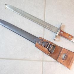 177921 RARE Baionnette Suisse Mdle 1889 modifi&eacute; en 1897 avec un rivet sur lame. Douille de 14 mm!!!