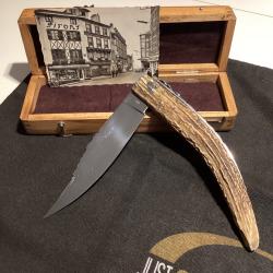 Très grand couteau de chasse à palanquille attribué à Mr NAVARRO fabriqué et vendu à THIERS