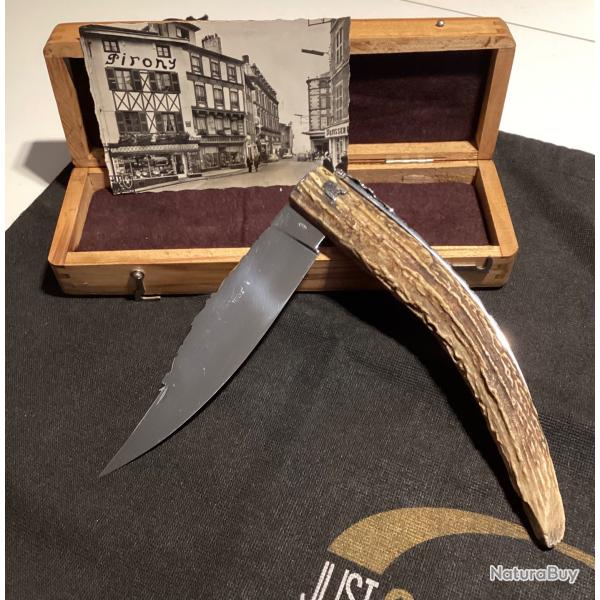 Trs grand couteau de chasse  palanquille attribu  Mr NAVARRO fabriqu et vendu  THIERS