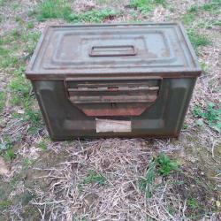 Caisse a munition pour mitrailleuse 12.7mm