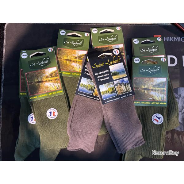 magnifique lot de 8 paires de chaussettes haute 39/42 dstockage enchere V1