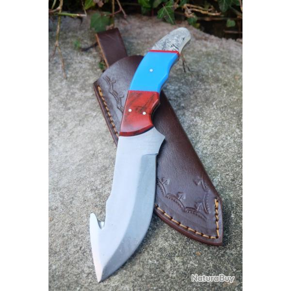 Couteau de Chasse  dpecer Crochet Lame Acier Carbone 1055 Manche Rsine Etui Cuir Artisanat1