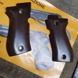 Poignée  plaquettes Beau bois Crosse  Pistolet Beretta  84 -81-80  Neuve