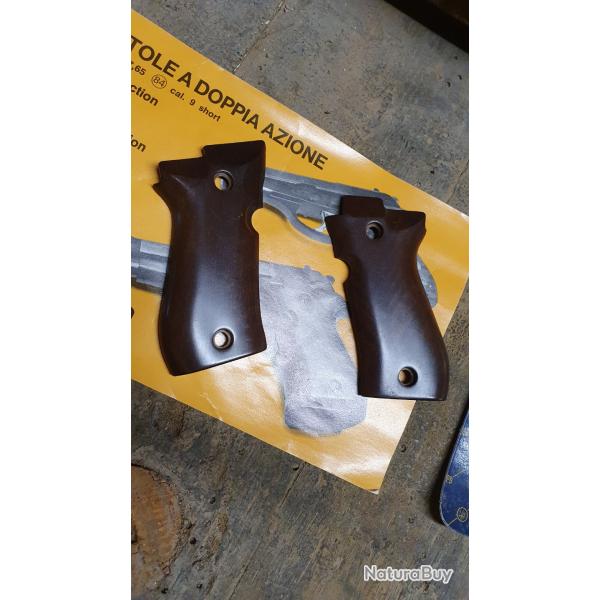 Poigne  plaquettes Beau bois Crosse  Pistolet Beretta  84 -81-80  Neuve