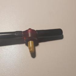 Outil de d&eacute;montage pour Dan Wesson canon interchangeable rouge