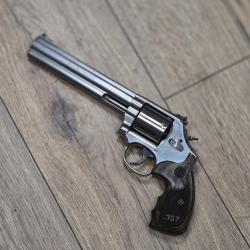 Revolver Smith & wesson 686 plus calibre 357 mag canon de 7 pouces