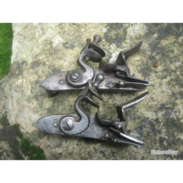 paire de platines a silex en parfait tat