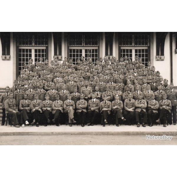 CPA -Photo - Un Groupe Soldats  N4235