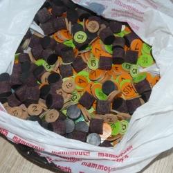 Lot de cartons et bourres anciens calibre 12