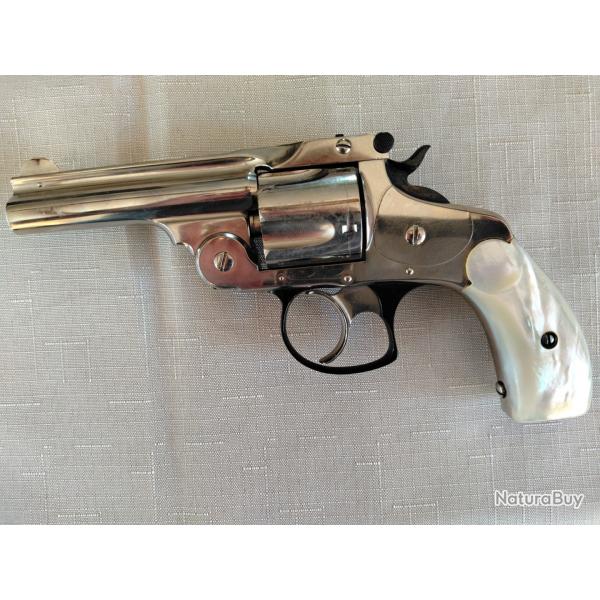38 Smiith et Wesson