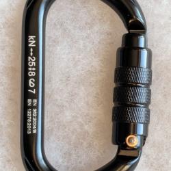 Mousqueton d'escalade ovale auto-bloquant Libert&eacute; Outdoors