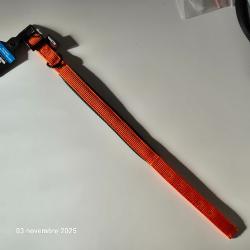 Collier nylon confort orange pour chien de taille moyenne de marque française