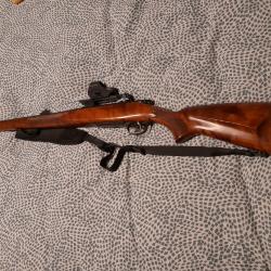 Carabine à culasse linéaire cz 550 7x64  avec point rouge