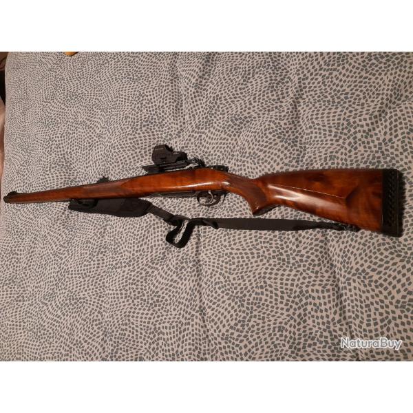 Carabine  culasse linaire cz 550 7x64  avec point rouge