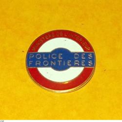 POLICE des Frontières, Ministère de l'Intérieur, rond, 40 mm , FABRICANT ARTHUS BERTRAND PARIS ,HOMO