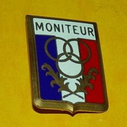 MONITEUR SPORTIF DE LA POLICE NATIONALE&nbsp; ,FABRICANT MOUTEREAU&nbsp; PARIS, HOMOLOGATION SANS&nbsp;  , ETAT VOI