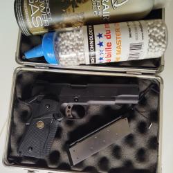 Starter pack = Pistolet COLT 1911 style BLOWBACK GAZ WE BLACK + accessoires et équipements