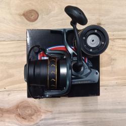 Moulinet Penn Surf blaser 3 8000 Spin Reel Box
