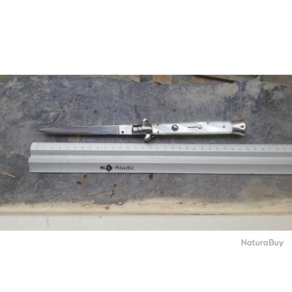 stiletto automatique