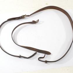 Ancienne bretelle / sangle de fusil / carabine de chasse en cuir. Fin 19e - début 20e Siècle