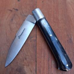 Joli Couteau YSSINGEAUX BARNERIAS  Manche en Corne