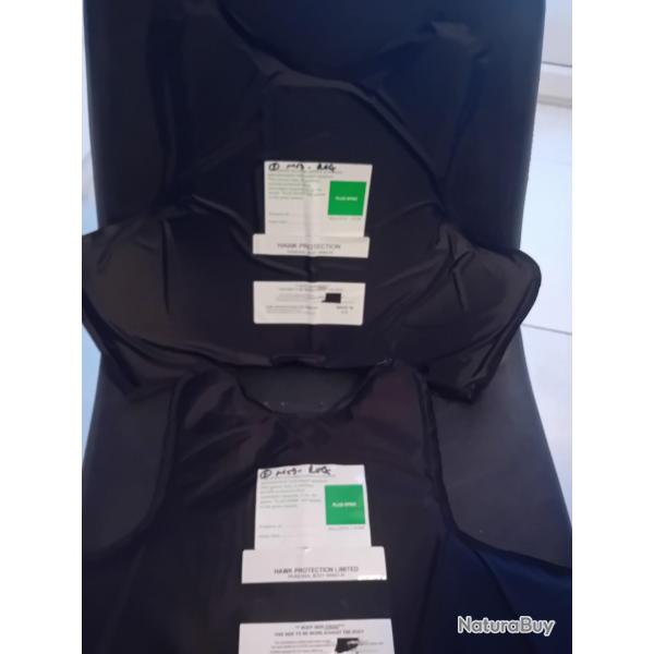 Enchre lot de 2 plaques balistiques contre les armes de poings et les lames HAWK 45X35 cm