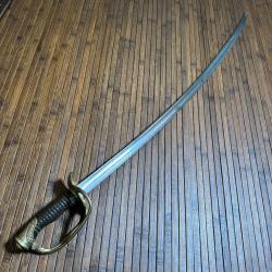 SABRE 1822 FRANÇAIS D'OFFICIER DE CAVALERIE FORGÉ PAR COULAUX A KLINGENTHAL LAME POINÇONNÉ