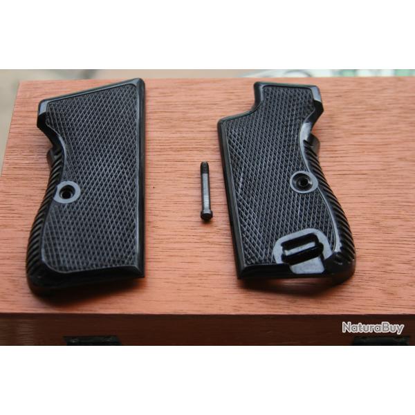 Plaquettes de crosse de SIG P210