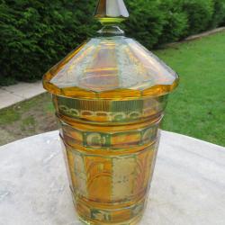 Grand pot couvert ancien en cristal de Bohême de couleur Jaune & Vert (Vers 1900)