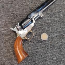 Petit révolver Colt 1849 pocket en calibre 31 poudre noire réplique italienne de 1970