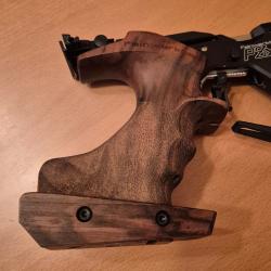 Poignée pistolet Feinwerkbau P8-X / Droitier / Taille M