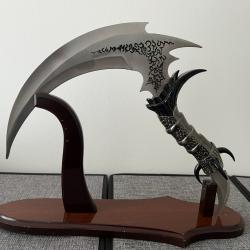 Couteau griffe de dragon Fantaisie d&eacute;coratif Emblazon of Knife - complet avec socle