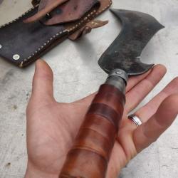 Faucille zombie killer ALLEMANDE