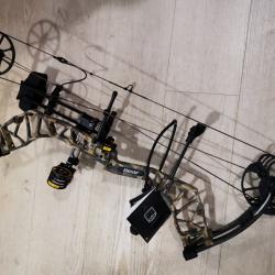 ARC A POULIES CHASSE BEAR SPECIES EV DROITIER FRED BEAR  23.5-32" 55/70#