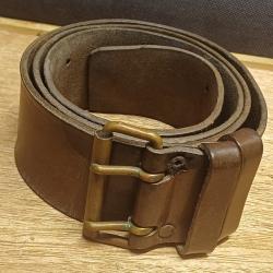 Authentique ceinturon militaire mod&egrave;le 1903 en cuir marron - bon &eacute;tat - WW1