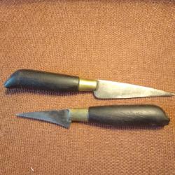 2 couteaux fixes anciens