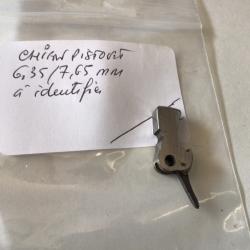 VENDU PAR LE-CUIRASSIER CHIEN DE PISTOLET 6,35/7,65 MM  À IDENTIFIER