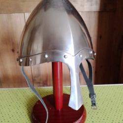 Casque nasal italo-normand Ulfberth 12ème siècle