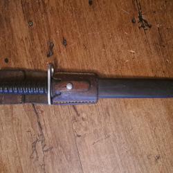 Ancienne baïonnette SIG 57, Waffenfabrik Bern, numérotée 'W 21974' Wenger, fourreau et porte gousset