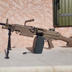 Pack M249 Minimi Mk2 Marine Tan - AEG full metal + accessoires