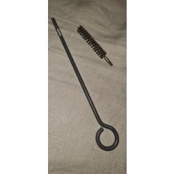Baguette de nettoyage pour colt avec sa Balayette