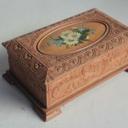 Boîte bois peint et sculpté Fleurs Suisse