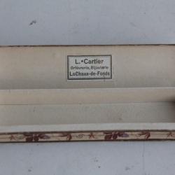 Ancien écrin pour bijoux carton L. Cartier La Chaux de Fonds