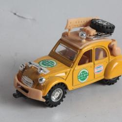 MC TOYS Voiture miniature 2 CV raid Afrique 1973