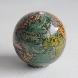Ancien Taille crayon Globe Terrestre Germany