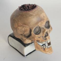 Pyrogène Crâne Memento mori Franc-maçon porcelaine biscuit