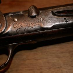 Pistolet à percussion A. REVEL à restaurer