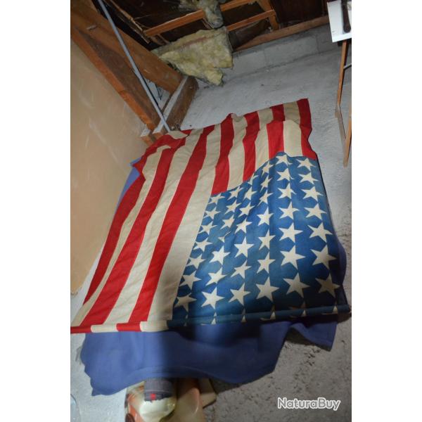 Drapeau Amricain 48 toiles avec sa hampe d'origine
