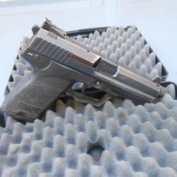 PISTOLET HK CALIBRE 9 X 19 USP SD