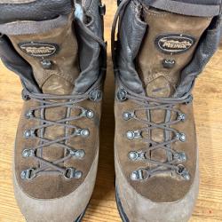 Chaussure de grande randonnée Meindl, Alta Rocca pro GTX